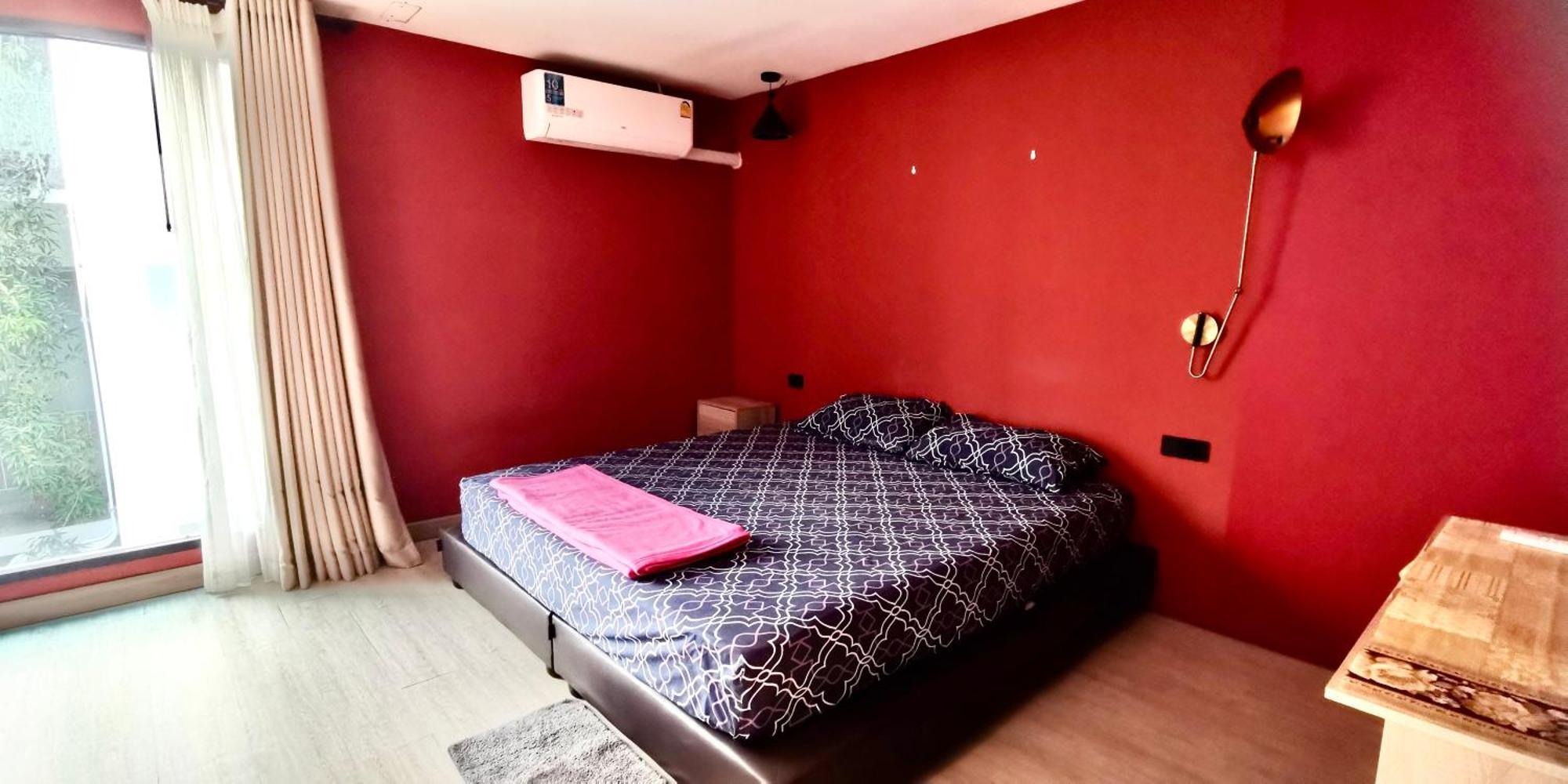 Hip And Funky Apartment Silom Soi 3, With Rooftop View Бангкок Экстерьер фото